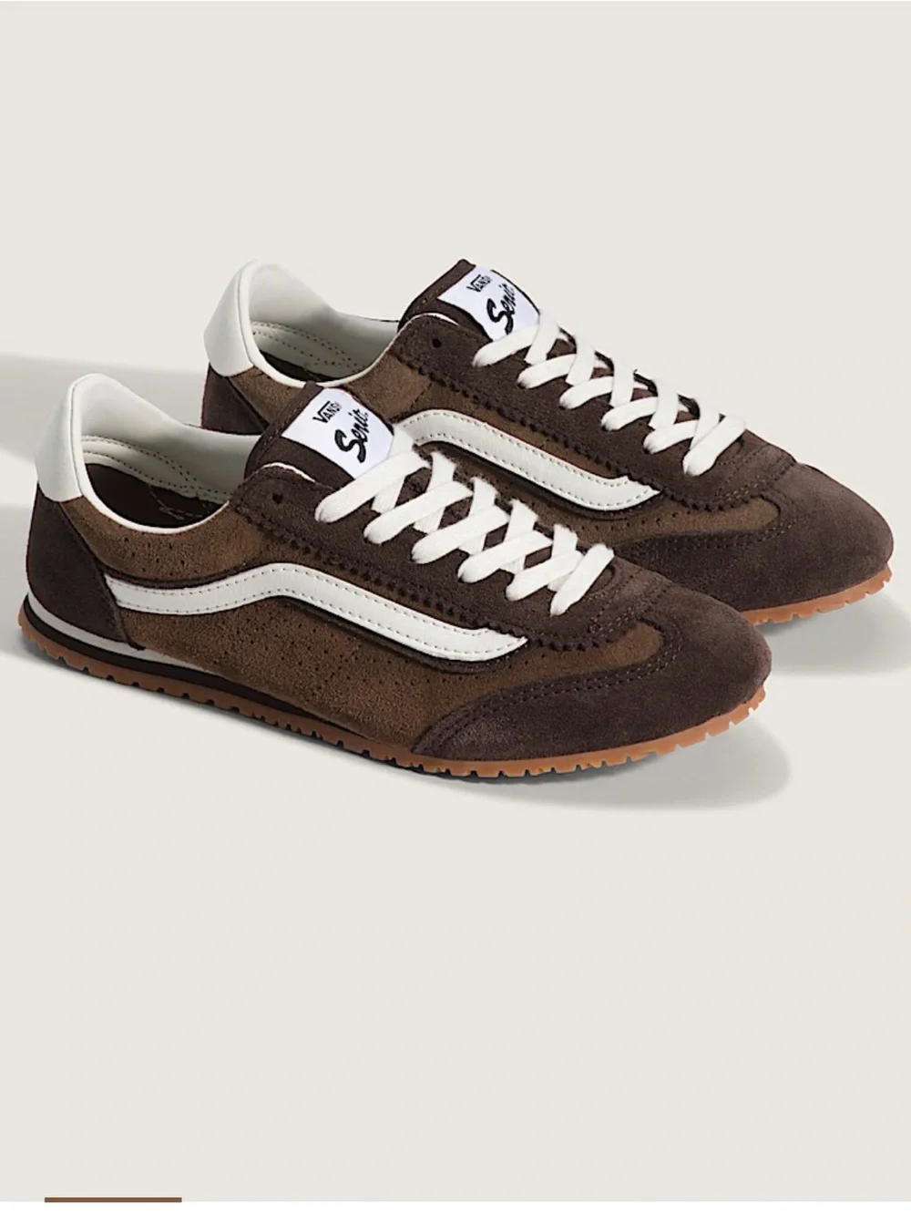 Vans Women’s Super Lowpro Shoe 8.5 | Brown and white